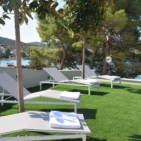 Premier Laguna Lovište